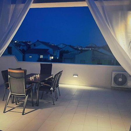 Apartament Olive Oasis Penthouse With Jacuzzi Zadar Zewnętrze zdjęcie